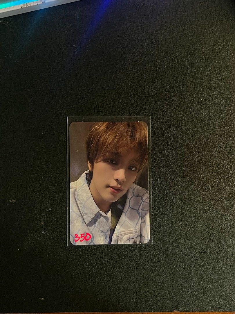 NCT - HAECHAN RELOAD AND BEATBOX. MARK STICKER (Category: K-Wave Merchandise) located in Manila. Submitted by hnnnhah (Listing ID 1470830818, Image 1). Description: - Official NCT Haechan and Mark photocards - Comes in clear protective sleeves - Perfect for NCTzens and collectors - DM for individual card pricing or bundle discounts.