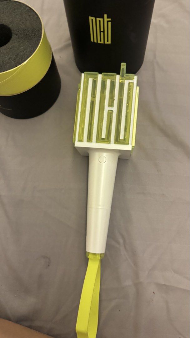 NCT Official Lightstick (Category: K-Wave Merchandise) located in Caloocan City. Submitted by corrinejoy03482 (Listing ID 1470928697, Image 2). Description: NCT Official Lightstick.