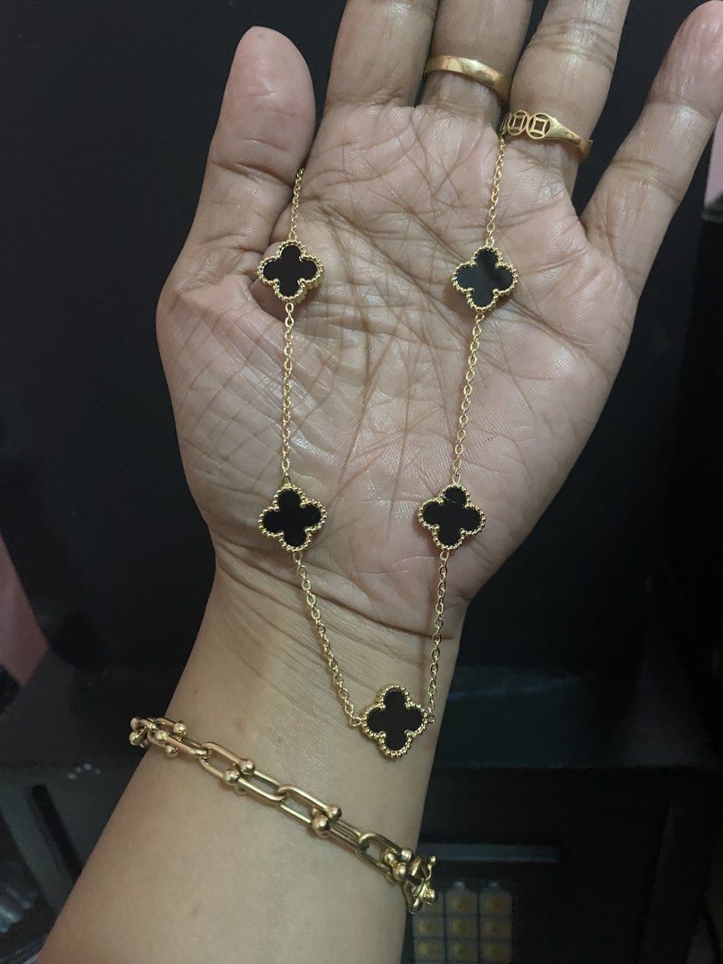 NECKLACE (Category: Luxury Accessories) located in Manila. Submitted by jen_26 (Listing ID 1470930563, Image 3). Description: 14k vermeil gold ✅non tarnish ✅non pawnable ✅hypoallergenic para ka ng nkareal gold jan perfect sa walng budget sa real gold pm lang po sa interesado #099******.