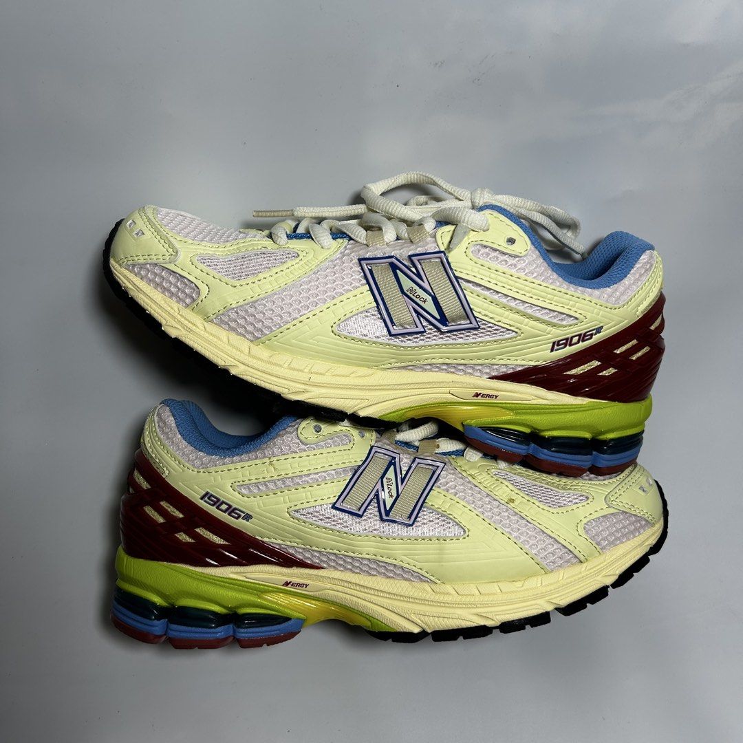 New Balance 1906R (Category: Sneakers) located in Iloilo. Submitted by shapatos_12 (Listing ID 1470895957, Image 1). Description: .