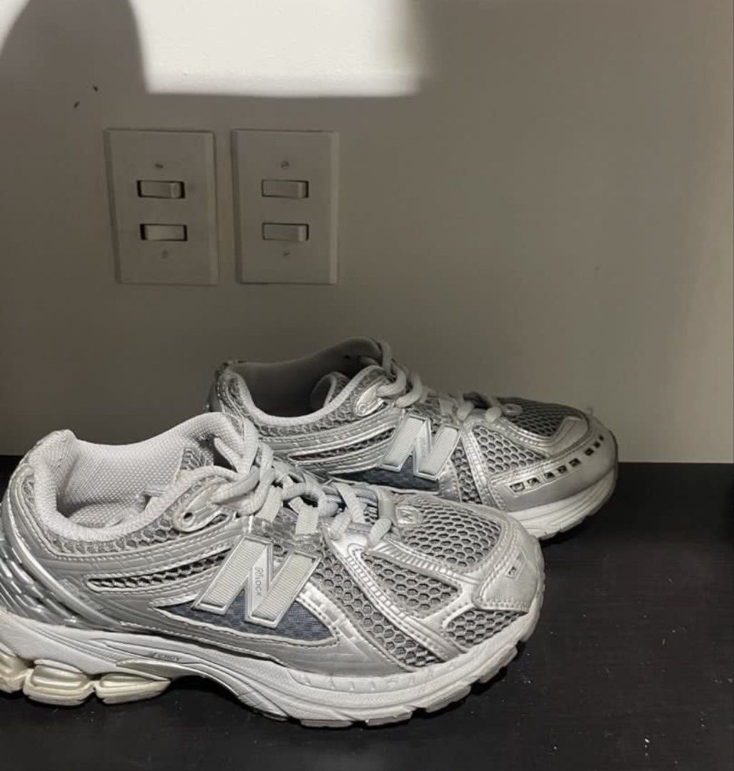 New Balance 1906R Harbor Grey (Category: Sneakers) located in Paranaque City. Submitted by aryabels04 (Listing ID 1470923788, Image 3). Description: FOR SALE ‼️ New Balance 1906R Harbor Grey - Brand/Model: New Balance 1906R - 100% Authentic & Original New Balance 1906R - Color: Metallic Silver - Size: EU 36 (Women’s) - Good condition - Style: Trendy chunky runner with breathable mesh panels and durable rubber outsoles - Condition: Worn a few time