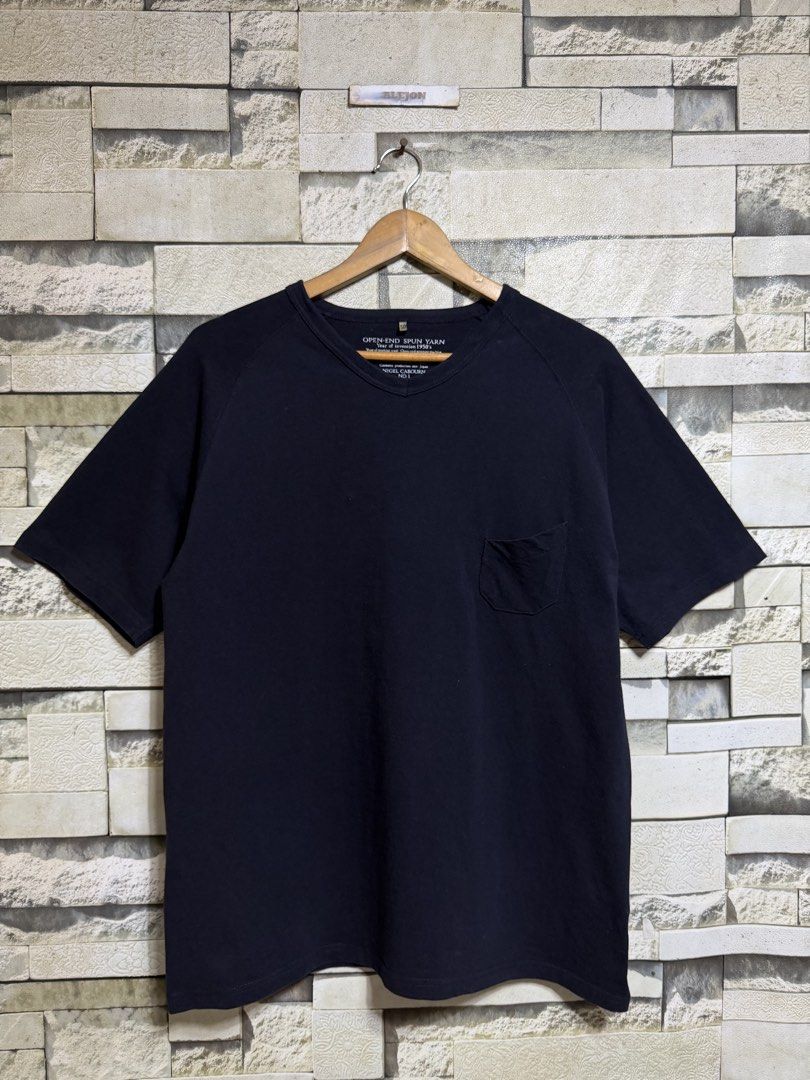 Nigel Cabourn 3 Pack Tee Open-End Spun Yarn Pocket Tee Shirt (Category: Tshirts & Polo Shirts ) located in Santa Rosa. Submitted by alejon007 (Listing ID 1470826749, Image 2). Description: Nigel Cabourn 3 Pack Tee Open-End Spun Yarn Pocket Tee Shirt MADE IN JAPAN🇯🇵 Excellent condition No issues Size fit large 28.5 x 21.5 PRIC 1️⃣8️⃣8️⃣0️⃣ Pm .