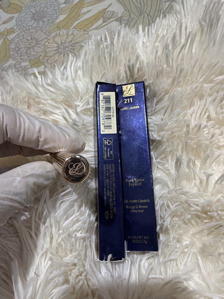 NIGHT MOVES EL SILK MATTE LIPSTICK (Category: Makeup) located in Pugo. Submitted by caztraine (Listing ID 1470807561, Image 1). Description: .