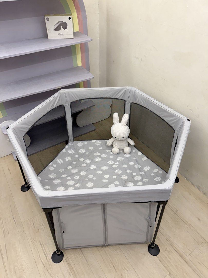 Nihun Ikuji Compact Folding Playpen (Category: Infant Playtime) located in Santa Maria. Submitted by babyshowearph_official (Listing ID 1470902802, Image 1). Description: .