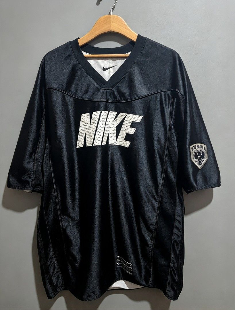 Nike 1972 Reversable jersey (Category: Tshirts & Polo Shirts ) located in Cavite. Submitted by behindourstyle (Listing ID 1470871843, Image 2). Description: 2,499 free ship nego Color rate: 9.5/10 authentic size XL 23x29 issue: crock print sa print tag sa baba only 🔥 Imus cavite.