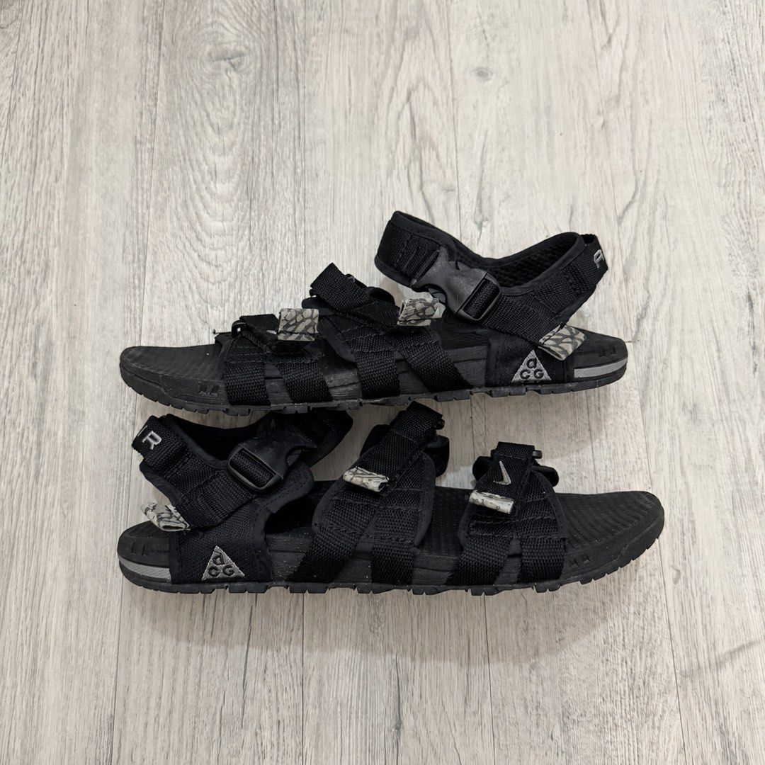 Nike ACG Hiking Sandals (Category: Sneakers) located in Manila. Submitted by wornagainstudios2 (Listing ID 1470906212, Image 2). Description: .