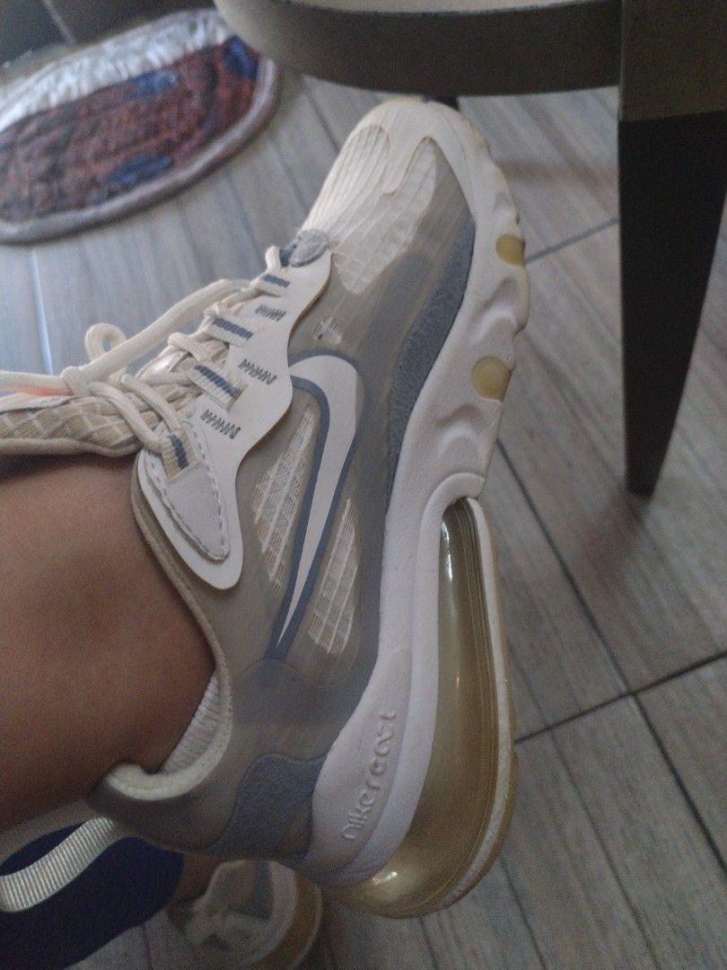 Nike Air Max 270 React (Category: Sneakers) located in Paranaque City. Submitted by royaldeer-2f3b (Listing ID 1470786152, Image 1). Description: Authentic vgood condition.