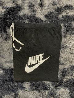 (Category: ) located in . Submitted by cvcthrift (Listing ID 1470897584, Image 1). Description: .