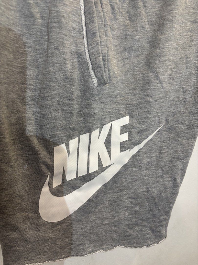 NIKE ALUMNI SHORT (Category: Shorts) located in Makati City. Submitted by sweetfitforyouph1200 (Listing ID 1470858521, Image 2). Description: Nike short Alumni design Like new .