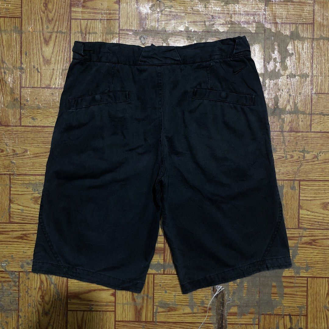 NIKE ATHLETIC DEPT. SHORT (Category: Shorts) located in Dasmarinas. Submitted by corenyxmessy_3rd_account (Listing ID 1470907932, Image 2). Description: waist - 31 to 32 length - 21.