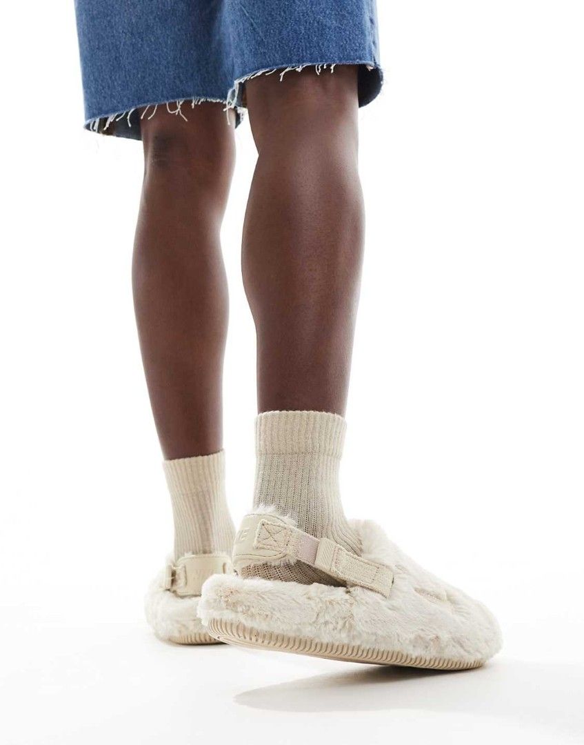 Nike Calm Mules Fur (Category: Slippers & Slides) located in Baguio. Submitted by maxguntaniii (Listing ID 1470916784, Image 2). Description: - Brand New - Size 42 EUR - No box.