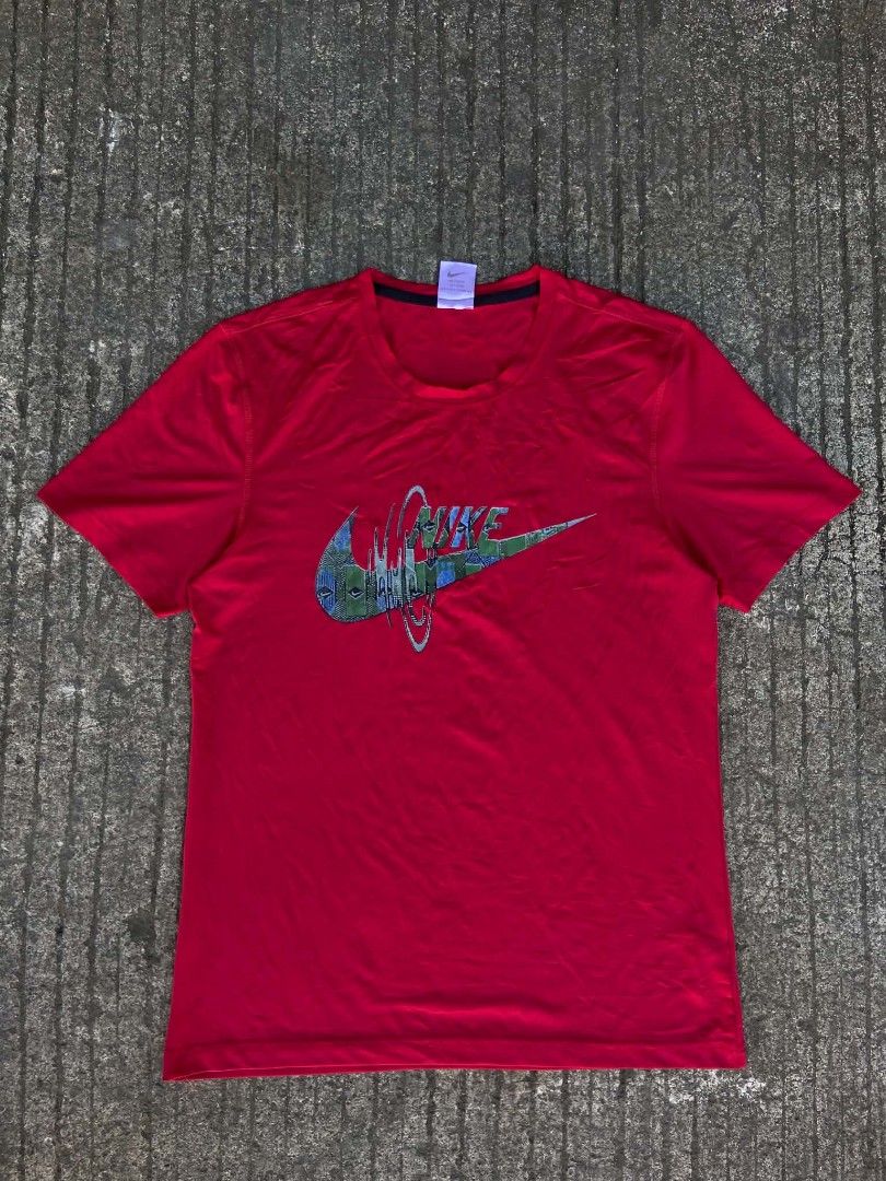 Nike Dry fit Big Logo (Category: Tshirts & Polo Shirts ) located in Lianga. Submitted by arwthrifts (Listing ID 1470841212, Image 1). Description: dimes: 27 length 20 Width .