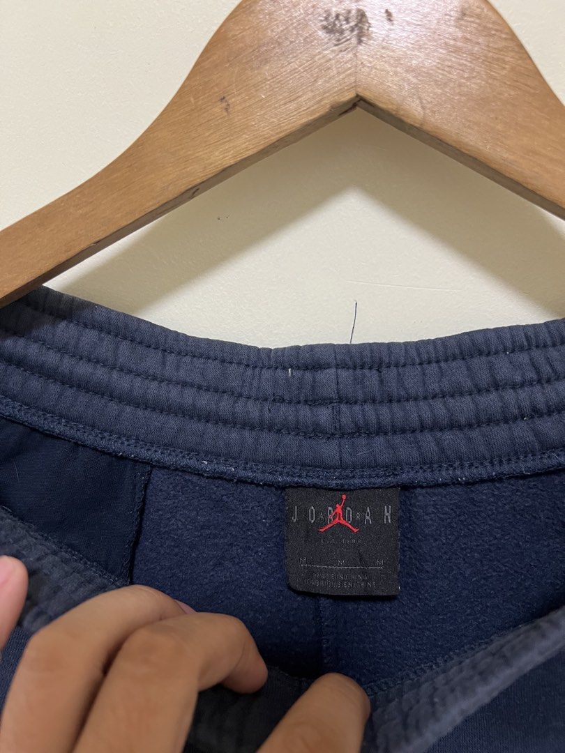 Nike Jordan Navy Blue Alumni Shorts (Category: Shorts) located in Manila. Submitted by thriftpoint99 (Listing ID 1470818828, Image 3). Description: 30-34x20x13 No issue Excellent condition.