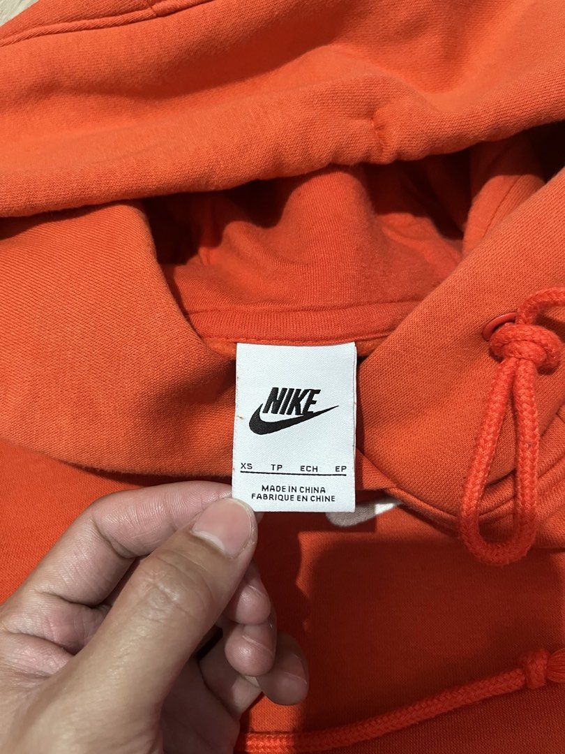 Nike Mid Swoosh hoodie (Category: Coats, Jackets and Outerwear) located in Lipa City. Submitted by hoywilliam (Listing ID 1470825573, Image 3). Description: Nike Mid Swoosh orange colorway Size medium to large Width-22 Length-26.5 complete tags no issue for only 850 free shipped Lipa City Batangas location📍 .