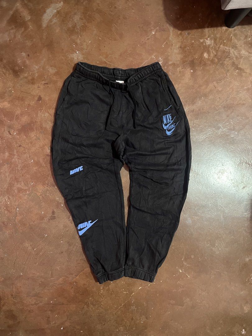 NIKE PANTS (Category: Joggers) located in Ipil. Submitted by cris_1999_fire (Listing ID 1470797177, Image 1). Description: NIKE Waist: 32-34 Length:37 Excellent No issue.
