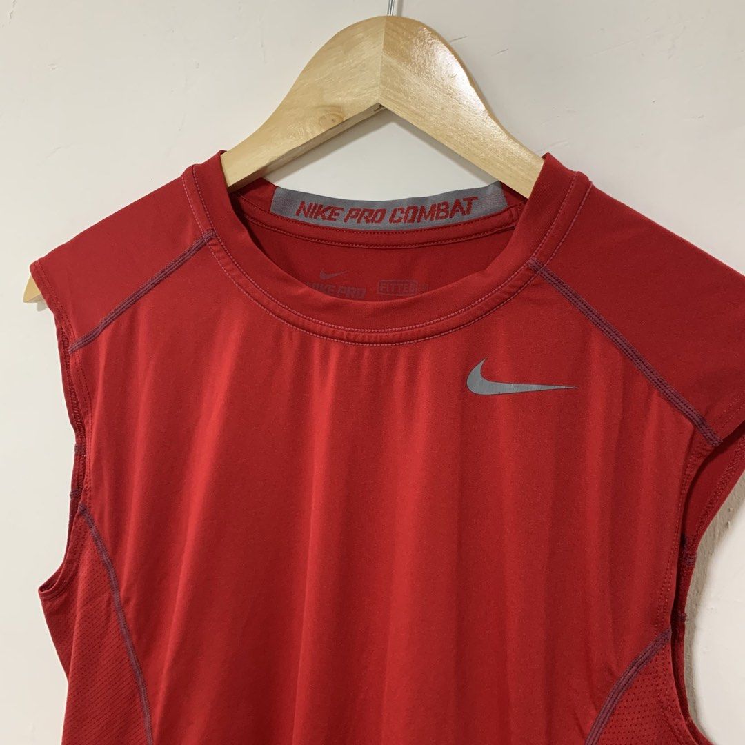 Nike pro combat (Category: Activewear) located in Cavite. Submitted by yobubsss (Listing ID 1470905967, Image 2). Description: Size small 18w 26L Good condition Issue hairline sa print logo.