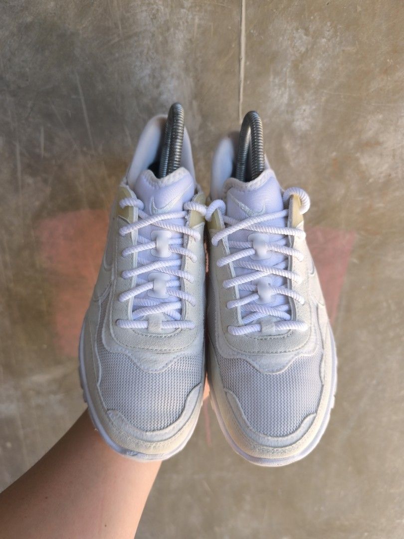 Nike React Revision (Category: Sneakers) located in Baguio. Submitted by soleseekerph (Listing ID 1470799462, Image 3). Description: US 6.5, Euro 37.5, 23.5 cm Excellent condition.