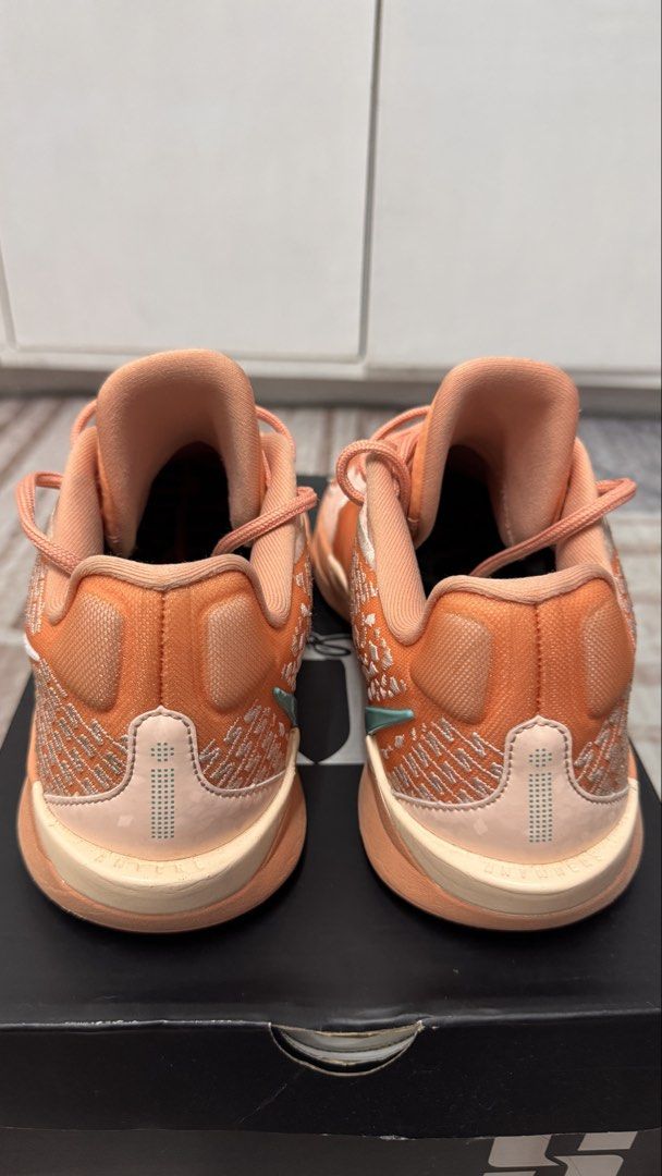 Nike Sabrina 2 – Orange/Peach | US 10 (Category: Sneakers) located in Manila. Submitted by mbandrada18 (Listing ID 1470826184, Image 3). Description: Nike Sabrina 2 – Orange/Peach | US 10 Details: • Size: US 10 • Colorway: Orange/Peach • Replacement insoles installed • No sole separation • Pre-loved condition; please refer to the actual photos 💰 Price: ₱ 3,500 📍 Location: Marikina City Message me for inquiries or offers. Thank you!.