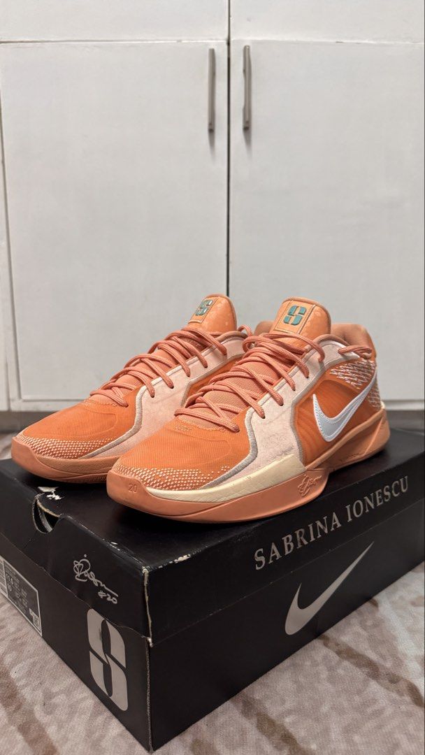 Nike Sabrina 2 – Orange/Peach | US 10 (Category: Sneakers) located in Manila. Submitted by mbandrada18 (Listing ID 1470826184, Image 1). Description: Nike Sabrina 2 – Orange/Peach | US 10 Details: • Size: US 10 • Colorway: Orange/Peach • Replacement insoles installed • No sole separation • Pre-loved condition; please refer to the actual photos 💰 Price: ₱ 3,500 📍 Location: Marikina City Message me for inquiries or offers. Thank you!.