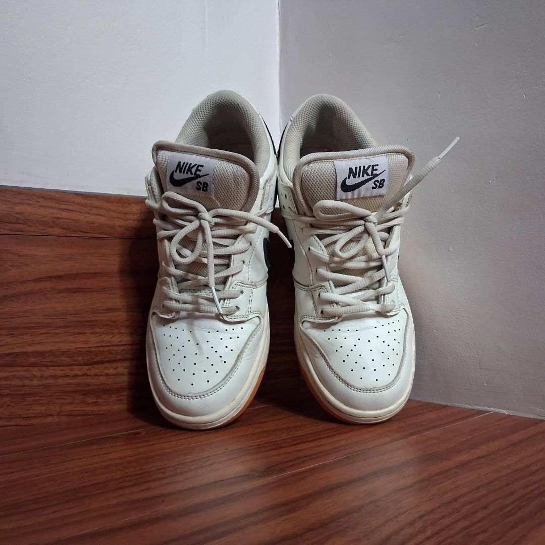 Nike SB Dunk Low White Black Gum (Category: Sneakers) located in Quezon City. Submitted by 357oclock (Listing ID 1470797442, Image 1). Description: Welcome to 357 O'clock, we sell sportswear & streetwear garments to satisfy your lifestyle needs. 🚚 Ships within 24 hours nationwide and international 💯 100% Objective item condition disclosure 👌 Excellent customer service 🐈 Cat friendly.