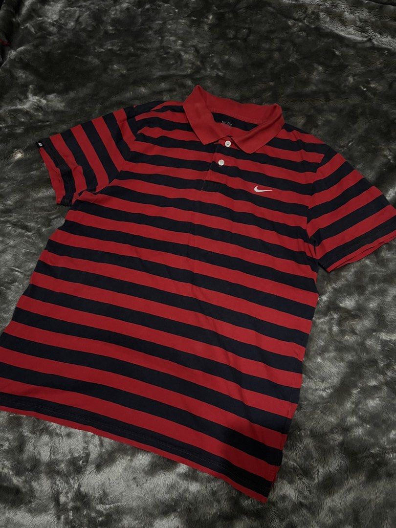 nike striped polo (Category: Tshirts & Polo Shirts ) located in Pasay City. Submitted by metro_thrift (Listing ID 1470752031, Image 1). Description: no issue 21x27 .
