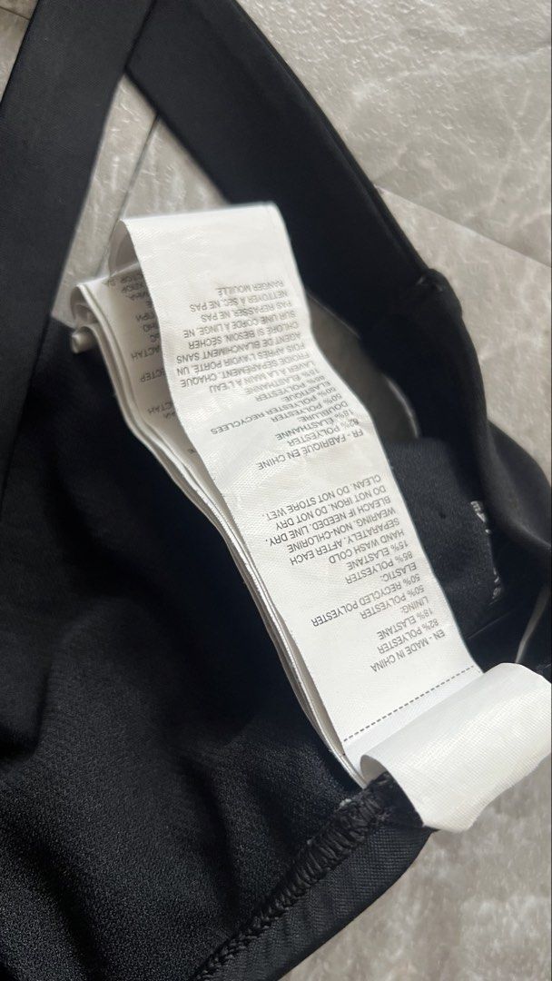 Nike Swim Fastback (Category: Bikinis & Swimsuits) located in Manila. Submitted by reclaim.13 (Listing ID 1470821383, Image 3). Description: Nike Swim Fast Back - Excellent Condition - 14 width , 22 length - no issue - 9.8/10 colorate.