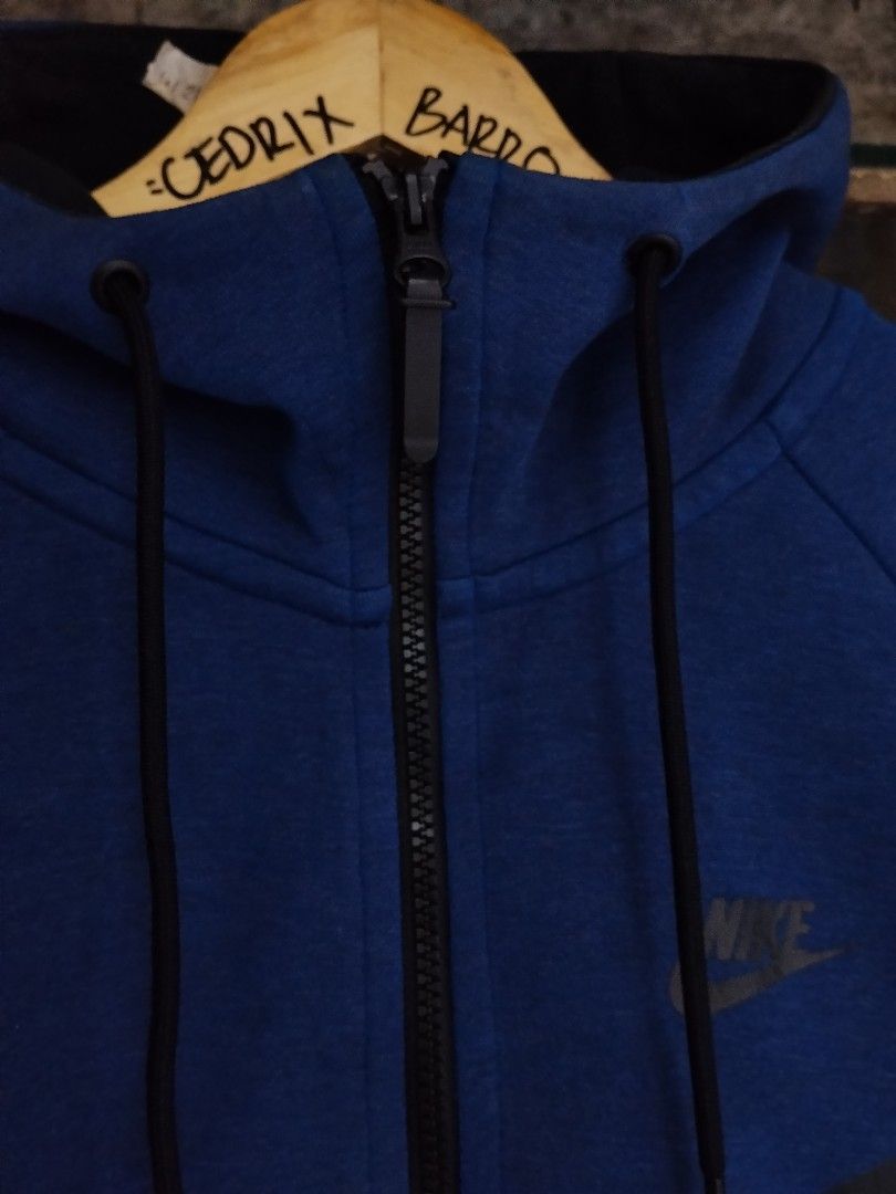Nike Techfleece Blue Pullzip Hoodie (Category: Coats, Jackets and Outerwear) located in Pasay City. Submitted by swoosh_collector (Listing ID 1470811606, Image 3). Description: Nike Techfleece Blue Pullzip Hoodie • Size Medium on tag • Dimes W 20 | L 27 • Colorate 9.5/10 • Excellent Condition • Authentic Original • Complete Tags • No Issue ( Needwash only ) DN for more info 📩.