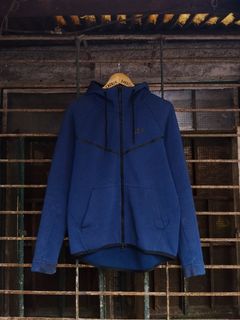 (Category: ) located in . Submitted by swoosh_collector (Listing ID 1470811606, Image 1). Description: .