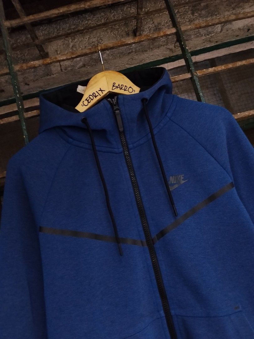 Nike Techfleece Blue Pullzip Hoodie (Category: Coats, Jackets and Outerwear) located in Pasay City. Submitted by swoosh_collector (Listing ID 1470811606, Image 2). Description: Nike Techfleece Blue Pullzip Hoodie • Size Medium on tag • Dimes W 20 | L 27 • Colorate 9.5/10 • Excellent Condition • Authentic Original • Complete Tags • No Issue ( Needwash only ) DN for more info 📩.