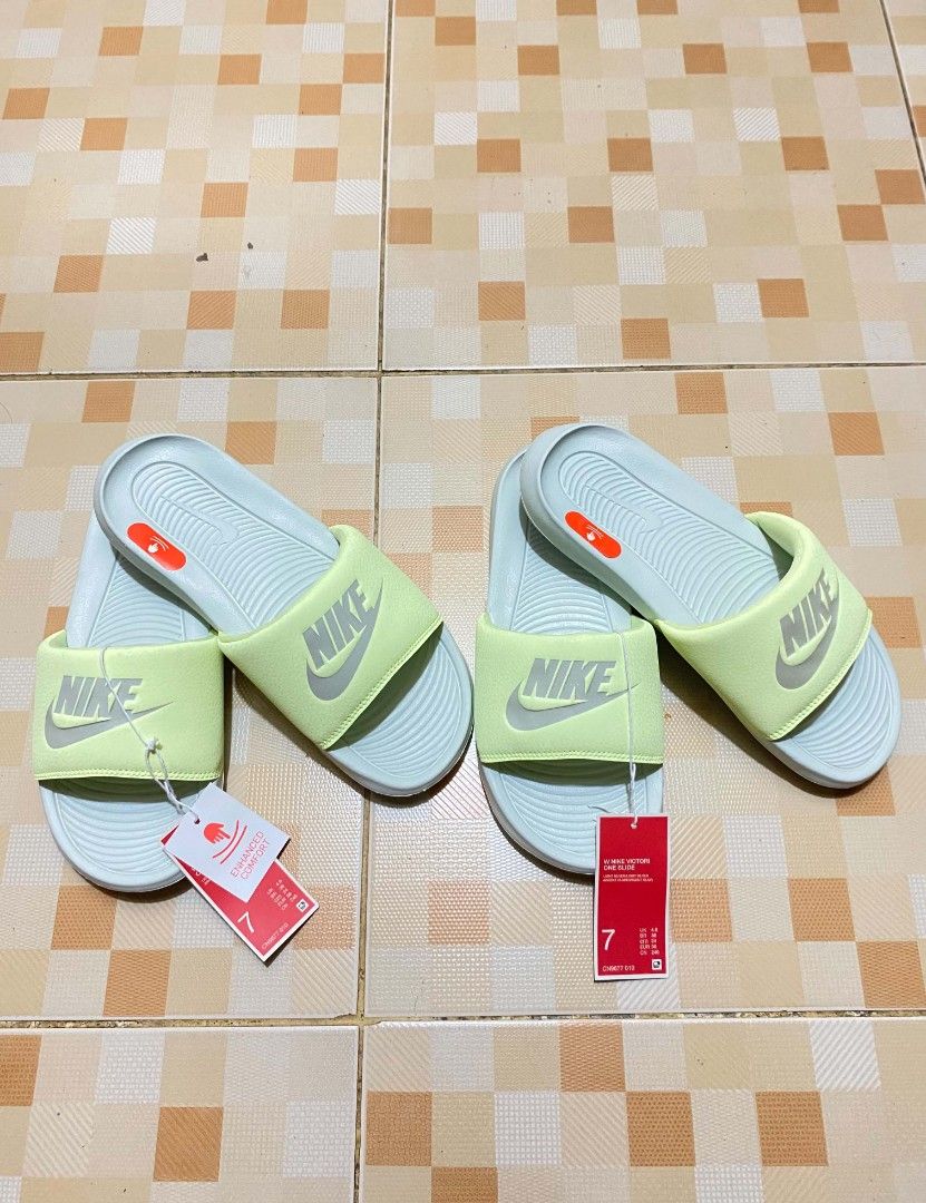 NIKE VICTORI ONE SLIDES SIZE 38 (Category: Slippers and slides) located in Bacoor. Submitted by jemmskiee. (Listing ID 1470539472, Image 1). Description: NIKE VICTORI ONE SLIDES SIZE 38 WOMENS BRANDNEW WITH HANGTAG NO ISSUE NO BOX 📌LOC BACOOR CAVITE.