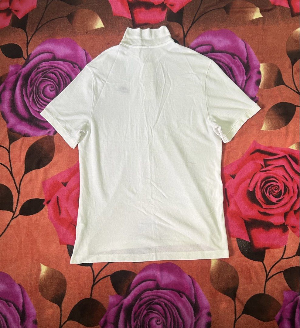 NIKE WHITE POLOSHIRT FOR MEN’S (Category: Tshirts & Polo Shirts ) located in Dasmarinas. Submitted by dnnr3rdyyyyy (Listing ID 1470801112, Image 2). Description: Dimensions 22 Width 32 Length Size XL on tags 9.5/10 color rate of white Minimal Dirt Stains Washable & Removable Need Iron Only All goods Buttons & Collar Black Embroidery Side Logo Authentic/Legit .