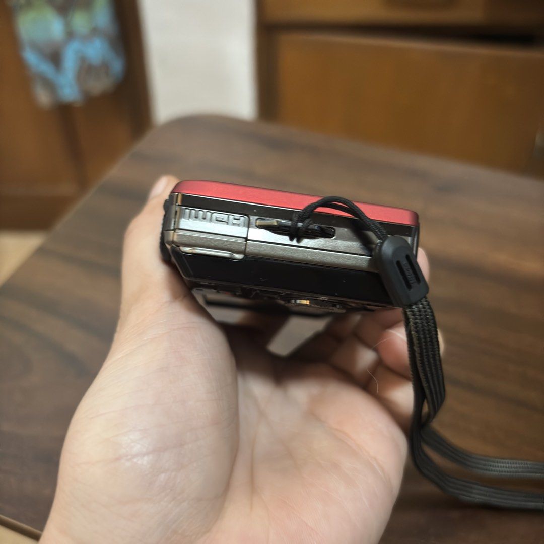 Nikon Coolpix S6000 [AS-IS] (Category: Cameras) located in San Fernando. Submitted by 4kirei (Listing ID 1470759573, Image 2). Description: READ CAREFULLY - NO RETURN/REFUND Nikon Coolpix S6000 - Color: Striking Red - Included: Original rechargeable battery only - Condition: Body shows general handling wear; powers on with a lens error message - Perfect for: Spare parts, repair project, or display collection Loc: San Fernando, Pampanga MOP: Gcash