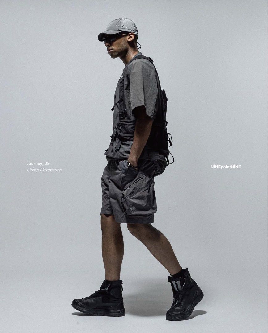 NINE POINT NINE - UTILITY SHORTS OLIVE GREEN (Category: Shorts) located in Cavite. Submitted by second_story_ph (Listing ID 1470844764, Image 2). Description: NINE POINT NINE - UTILITY SHORTS OLIVE GREEN Size: Medium Condition: Excellent.