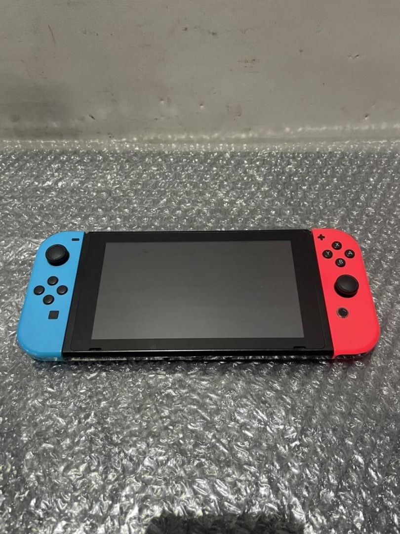Nintendo Switch Console, Joy-Con, and Dock (HAC-001/1020c) (Category: Nintendo) located in Caloocan City. Submitted by letao_shopping_ph (Listing ID 1470830118, Image 1). Description: Condition Rank: [5] ■ Dimensions: Width 240mm / Depth 100mm / Height 25mm ■ Model Year: ■ Model Number: HAC-001 ■ Contents: Please refer to the photos for all included accessories and the condition of the item. Power-on confirmed. Factory reset performed. Minor scra