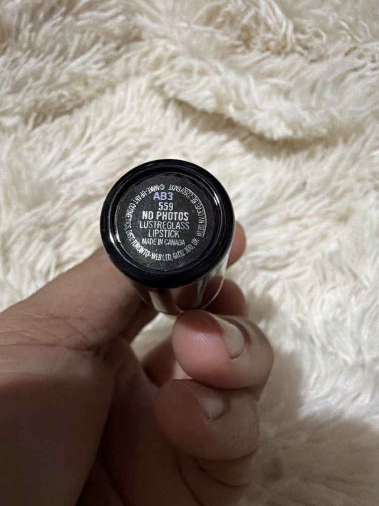 NO PHOTOS MAC LUSTERGLASS LIPSTICK (Category: Makeup) located in Pugo. Submitted by caztraine (Listing ID 1470771529, Image 3). Description: 3pcs left.