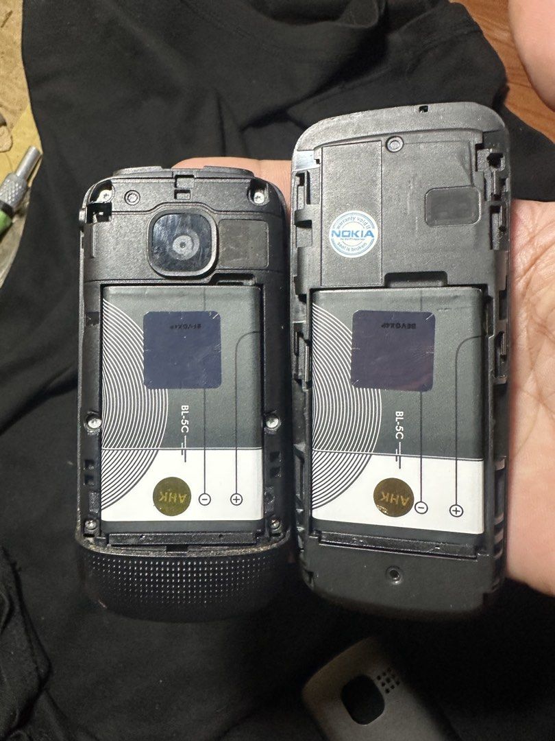 Nokia C2-05 and Nokia 101 (Category: Early Generation Mobile Phones) located in Manila. Submitted by raymartpalomar (Listing ID 1470926812, Image 3). Description: Loc-Katuparan Vitas Tondo medio cratch na pindutan my c2 yan lang no issues na .