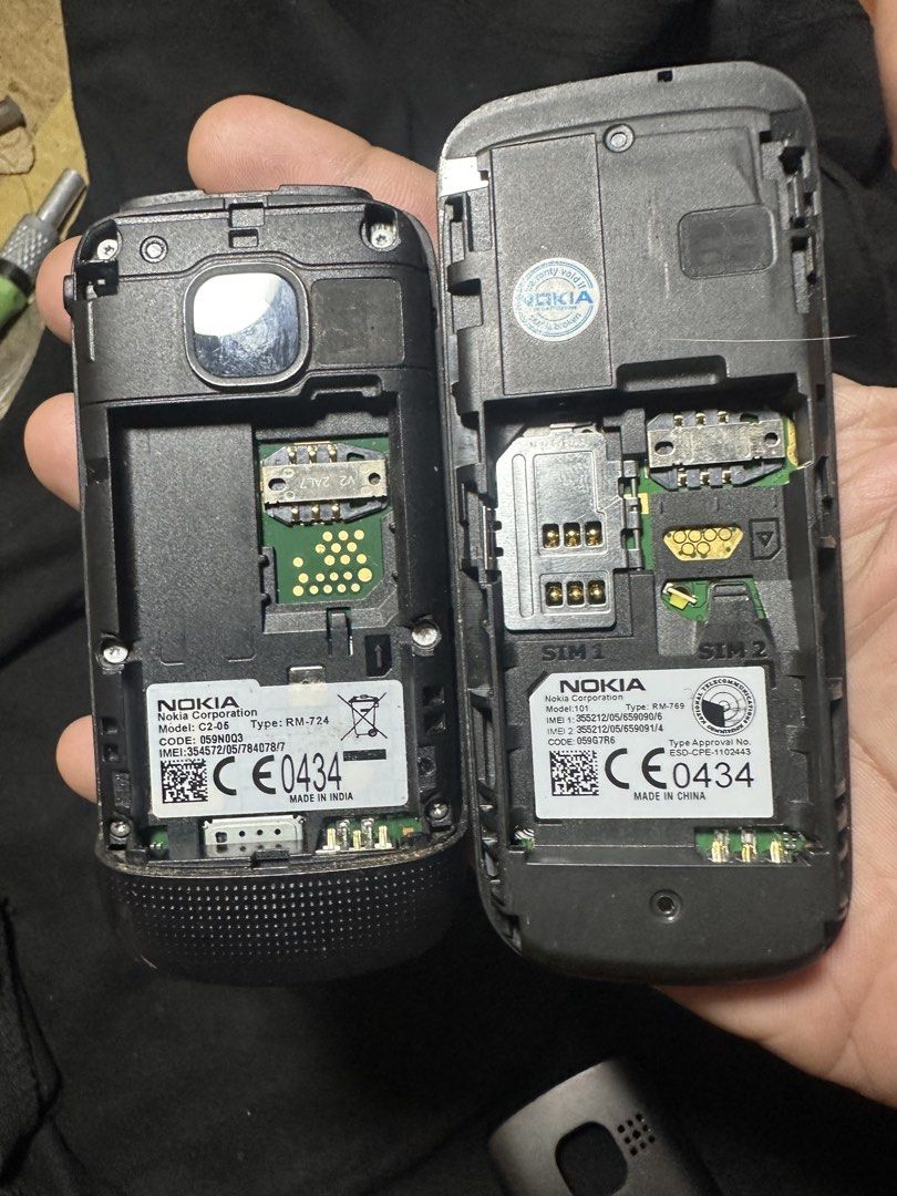 Nokia C2-05 and Nokia 101 (Category: Early Generation Mobile Phones) located in Manila. Submitted by raymartpalomar (Listing ID 1470926812, Image 2). Description: Loc-Katuparan Vitas Tondo medio cratch na pindutan my c2 yan lang no issues na .