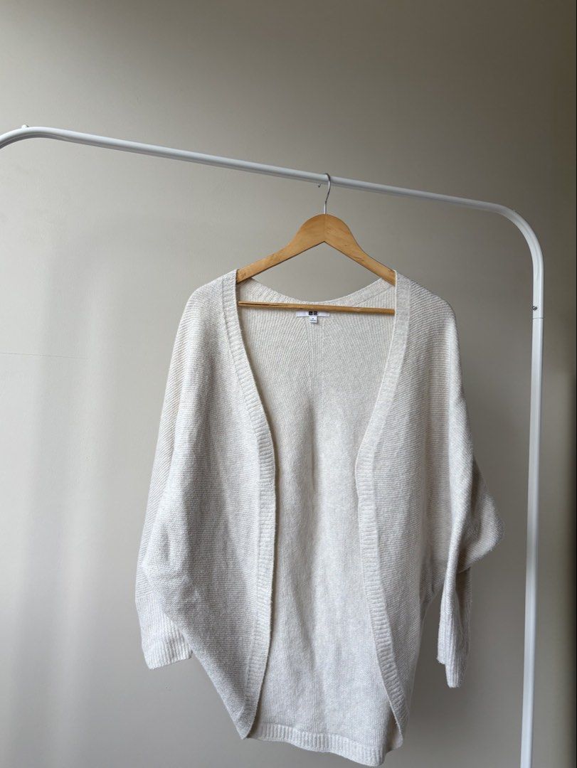 Off White Uniqlo Knit Cardigan (Category: Longsleeves) located in Taguig. Submitted by curatedbyk_ (Listing ID 1470861759, Image 1). Description: S on tag Fits XS - S Slight stretch * No cancellation / return due to item doesn’t fit etc. (Condition & sizing are always well informed.) * Joy reservers / offer = blocked. * All items are cleaned and ready to wear. * Lalamove shipping only / meetup. .