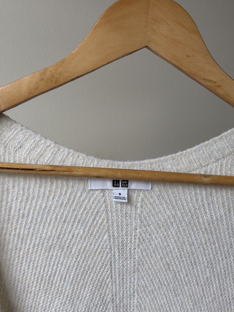 Off White Uniqlo Knit Cardigan (Category: Longsleeves) located in Taguig. Submitted by curatedbyk_ (Listing ID 1470861759, Image 3). Description: S on tag Fits XS - S Slight stretch * No cancellation / return due to item doesn’t fit etc. (Condition & sizing are always well informed.) * Joy reservers / offer = blocked. * All items are cleaned and ready to wear. * Lalamove shipping only / meetup. .