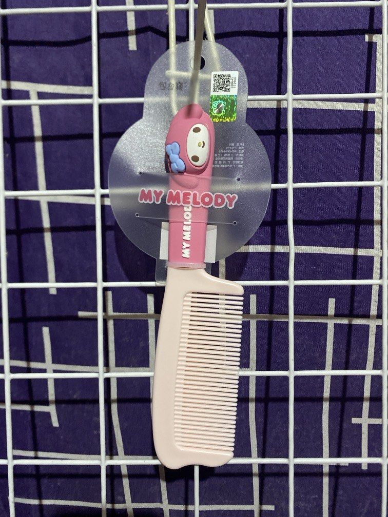 Official/ Licensed My Melody Comb (Category: Character Goods) located in Bulacan. Submitted by cute.finds.ph (Listing ID 1470868690, Image 1). Description: .