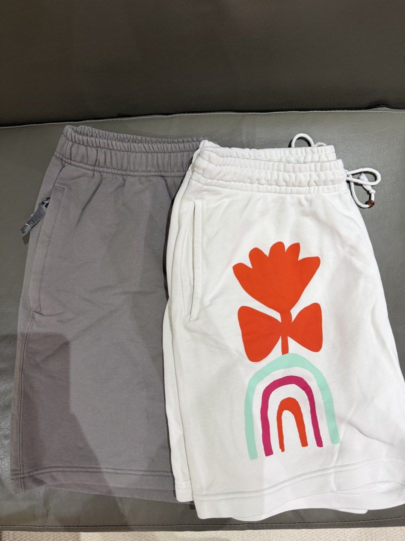 💯OG Nike Shorts 2pieces bundle Size XL (Category: Shorts) located in Pasig City. Submitted by roxannecawaling (Listing ID 1470819745, Image 1). Description: 📍pasig -decluttering -P500 for the 2.