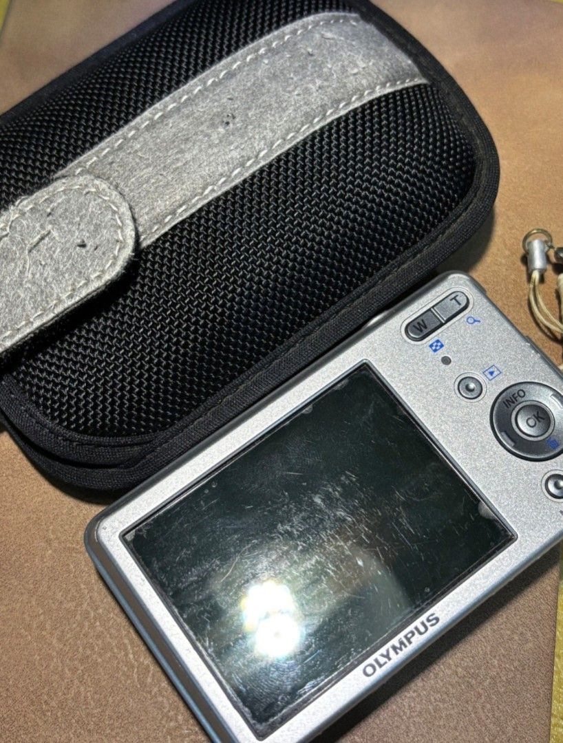 Olympus vg-150 (Category: Cameras) located in Manila. Submitted by hoshii_67 (Listing ID 1470821133, Image 1). Description: Good condition no major issues only minor scratches (doesn't affect output) 3500 nego if sure buyer inclusions: 1 soft case 1 hard case 1 lanyard 1 battery 1 memory 32 gb 1 universal charger taguig location 📍.