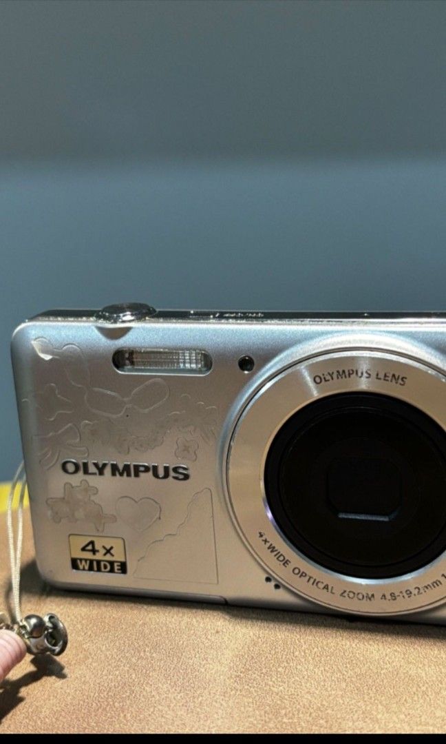 Olympus vg-150 (Category: Cameras) located in Manila. Submitted by hoshii_67 (Listing ID 1470821133, Image 2). Description: Good condition no major issues only minor scratches (doesn't affect output) 3500 nego if sure buyer inclusions: 1 soft case 1 hard case 1 lanyard 1 battery 1 memory 32 gb 1 universal charger taguig location 📍.