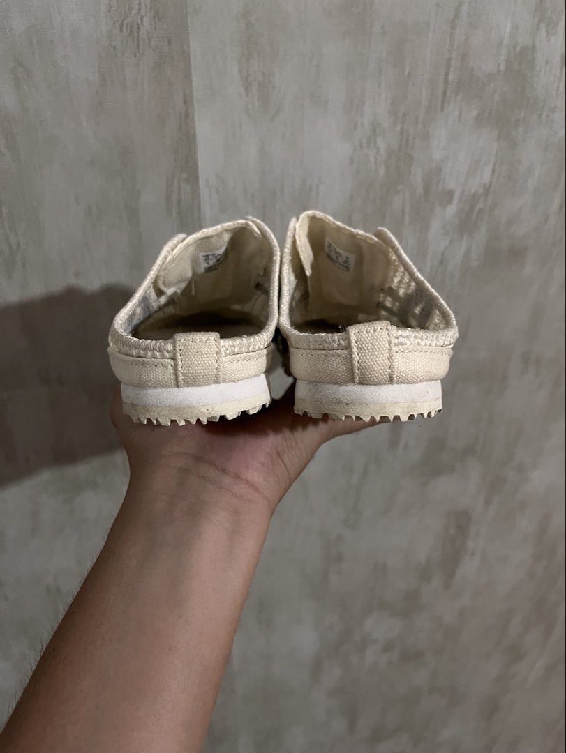 ONITSUKA MEXICO 66 SABOT (Category: Sneakers) located in Gingoog City. Submitted by zoronatics23 (Listing ID 1470688904, Image 3). Description: ONITSUKA SABOT GOOD AS NEW 5us / 37.5 euro / 23.5 cm MINDANAO LOC.