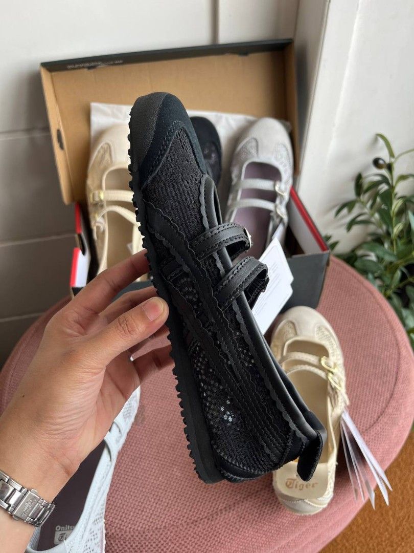 Onitsuka Slip ons (Category: Sneakers) located in Mandaluyong City. Submitted by modamuseph (Listing ID 1470884181, Image 3). Description: .