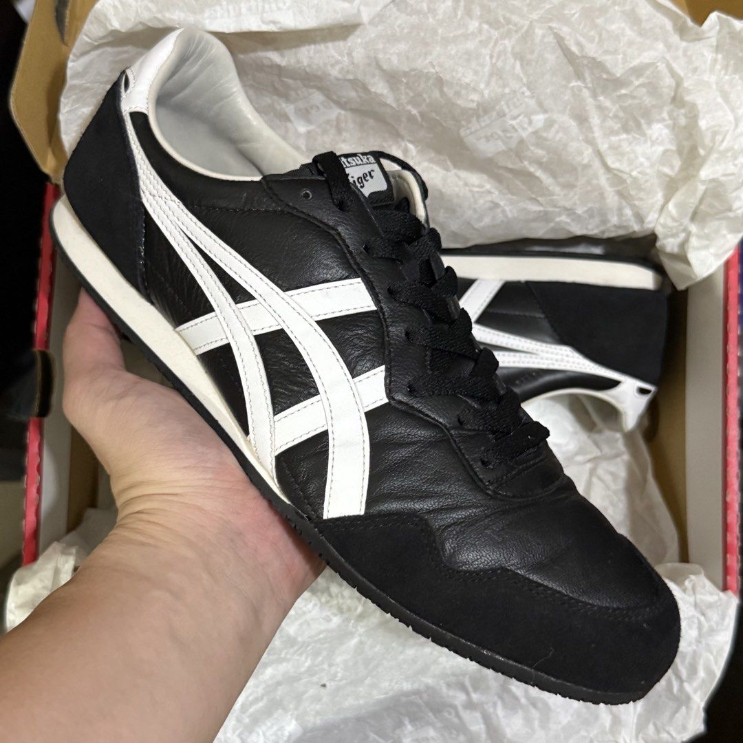 Onitsuka Tiger Serrano (Leather) size 11 US (Category: Sneakers) located in Paranaque City. Submitted by emongresurreccion (Listing ID 1470865580, Image 1). Description: -For sale only -Size 11 US -P5,500 only -Used around 3x only. 9/10 condition. -With OG box -100% original/legit/authentic -Payment via BPI/Unionbank/GCash -Add for shipping -Location: BF Homes Paranaque or Makati (weekdays).