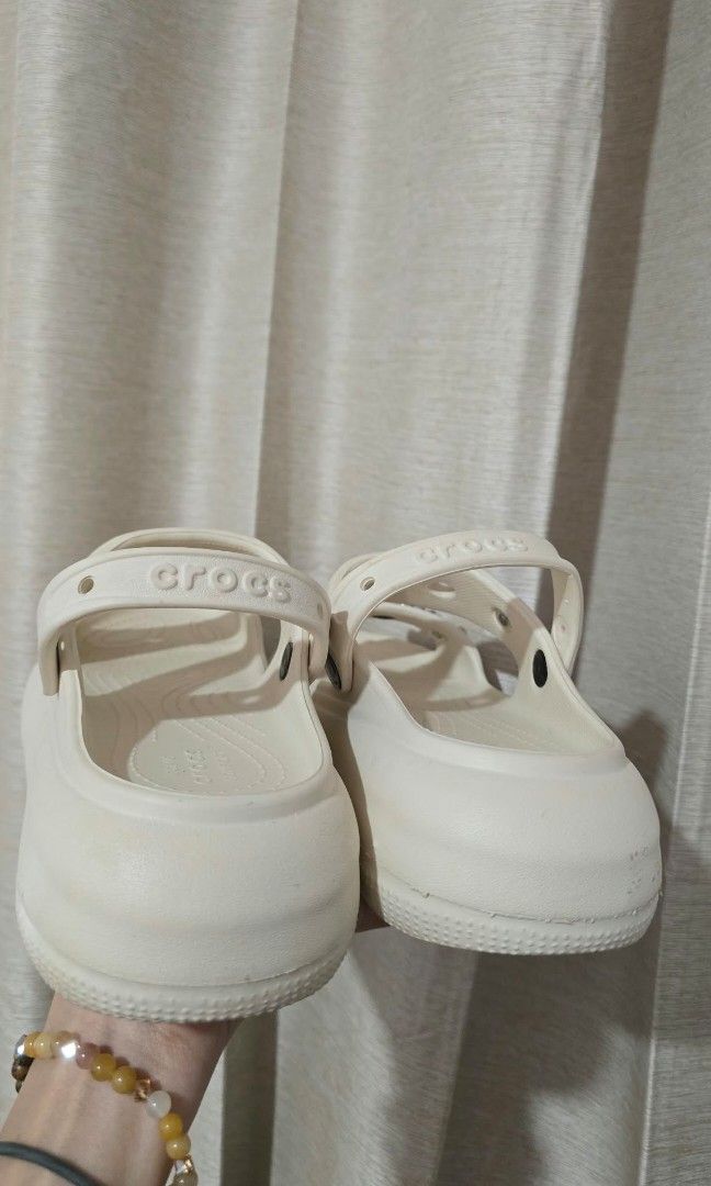 Original crocs (Category: Wedges) located in Quezon City. Submitted by kimlynandaya (Listing ID 1470844535, Image 3). Description: .