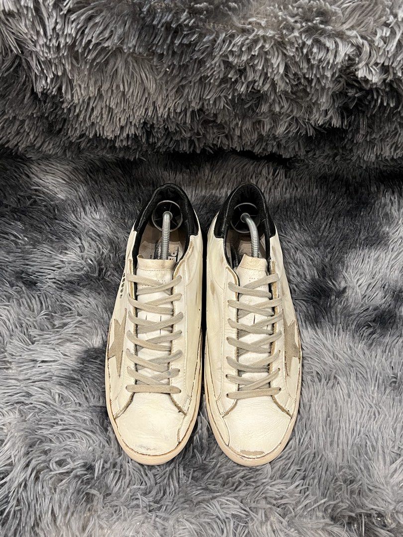 Original ggdb 42 (Category: Sneakers) located in Quezon City. Submitted by snoooow (Listing ID 1470883125, Image 2). Description: Original ggdb sneakers Size 42 euro mens Used Shoes with ggdb dustbag.