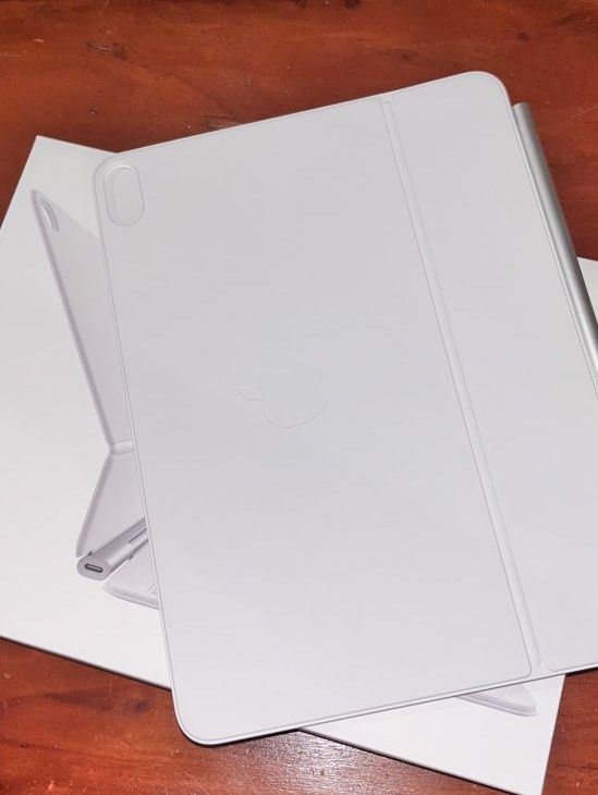 Original Magic Keyboard for Ipad Air M4 11” | With Box (Category: Computer Keyboard) located in Manila. Submitted by ellaurelle (Listing ID 1470841749, Image 3). Description: Original and in pristine condition. Never nagamit, binuksan lang. Comes with the original box 💗 [TAGS: Apple, Ipad, Ipad Pro, Macbook, Iphone, Ipad Air, Iphone 16].