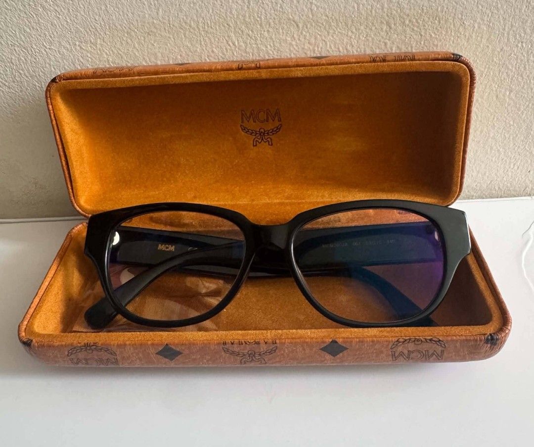 ORIGINAL MCM (Category: Sunglasses & Eyewear) located in Davao. Submitted by anikanik88 (Listing ID 1470872871, Image 1). Description: .